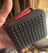 Bolsa carteira Christian Louboutin Louis Spikes preta vermelha com zíper cartão slots de dinheiro usada comprar usado  Enviando para Brazil