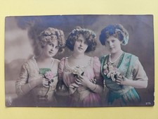 Pretty postcard young d'occasion  Expédié en Belgium