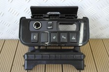 MITSUBISHI OUTLANDER III facelift 16- port USB USB port część oe oryginał Ge na sprzedaż  PL