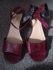 Ladies size sandals for sale  KETTERING