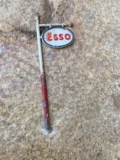 Panneau esso dinky d'occasion Panneau esso dinky d'occasion  Jassans-Riottier