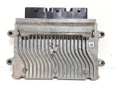 Centralina motore ecu usato Centralina motore ecu usato  Italia