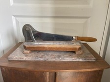Antique bread cutter d'occasion  Expédié en Belgium