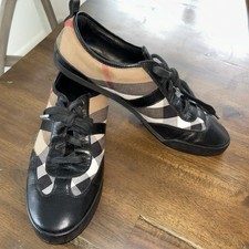 Burberry women black for sale  Bayville