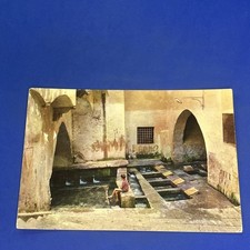 Cefalu antico lavatoio usato  Bari