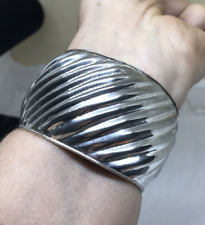 Bracciale rigido schiava usato  Montebelluna