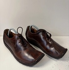 Clarks wallabees shoes for sale  HAMILTON