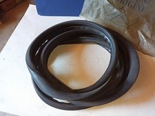 Joint pare brise d'occasion Joint pare brise d'occasion  Claye-Souilly