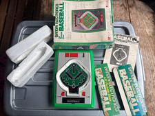 JOGO DE BEISEBOL PORTÁTIL VINTAGE BANDAI ELECTRONICS + CAIXA + MANUAL, FUNCIONANDO, usado comprar usado  Enviando para Brazil