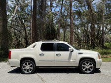 cadillac escalade ext for sale  Saint Petersburg