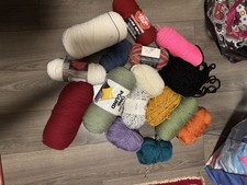 assorted skeins yarn for sale assorted skeins yarn for sale Baton Rouge