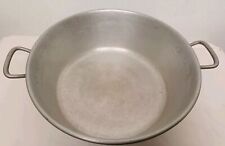 Ancienne bassine aluminium d'occasion  Saint-Julien-de-Vouvantes