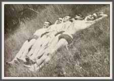 Sun bathing handsome d'occasion  Expédié en Belgium