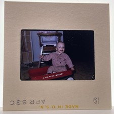 Vintage Anos 60 35mm Slide Kid Rides In Red Rex-Pal Wagon #1 comprar usado  Enviando para Brazil