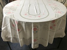 Vintage white oval for sale  BLAENAU FFESTINIOG