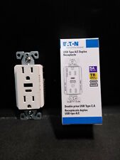 Receptáculo duplex Eaton com carregador USB A & TIPO C branco 15A resistente a adulterações  comprar usado  Enviando para Brazil