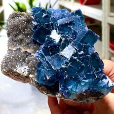 Minerale fluorite cubica usato  Spedire a Italy