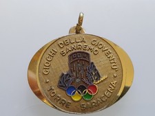 Gadgets medal giochi usato Gadgets medal giochi usato  Sanremo