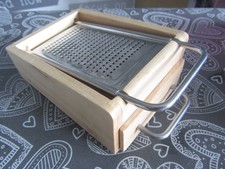 Käsereibe parmesanhobel holz gebraucht kaufen Käsereibe parmesanhobel holz gebraucht kaufen  Vellberg
