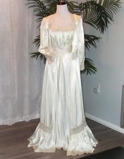 Med.40 2pc.bridal rayon d'occasion  Expédié en Belgium