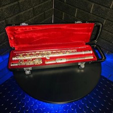 Yamaha yfl211s flute for sale  LONDON
