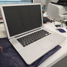 Apple macbook pro usato Apple macbook pro usato  Civitavecchia