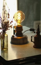 Lampe pétrole upcyclée d'occasion  Pantin