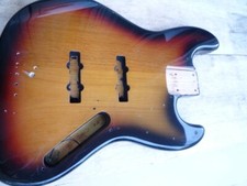 Corpo basso fender usato  Spedire a Italy
