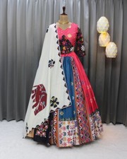 Nouvelle robe ethnique d'occasion  Expédié en France
