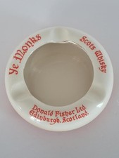 Cinzeiro publicitário vintage Ye Monks uísque escocês Donald Fisher Ltd Wade Regicor comprar usado  Enviando para Brazil