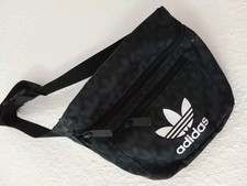Adidas griße gürteltasche gebraucht kaufen  Elmshorn