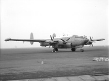 42 Sqn, Shackleton MR.3, XF711 'C' em St Mawgan, 67 de outubro - Original Grande P&B neg comprar usado  Enviando para Brazil
