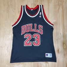 Camiseta retrô preta vintage Champion Michael Jordan Bulls 23 malha tamanho G 48, usado comprar usado  Enviando para Brazil