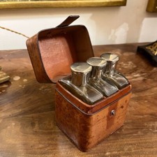Bauletto porta profumi usato  Civitanova Marche