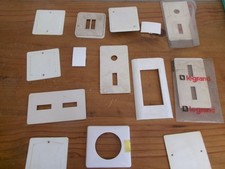 Cache prises legrand d'occasion  Ceaucé