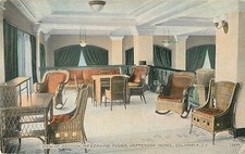 Uma vista de uma seção do piso do mezanino, Jefferson Hotel, Columbia SC comprar usado Uma vista de uma seção do piso do mezanino, Jefferson Hotel, Columbia SC comprar usado  Enviando para Brazil