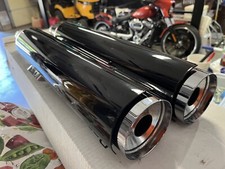 Silenciadores de capa preta clássicos Harley Davidson Softail Breakout Heritage fabricante de equipamento original 18-22 comprar usado  Enviando para Brazil