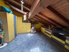 Cameretta bambini letti usato  Zeccone