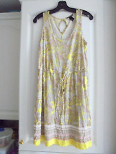 Jolie robe femme d'occasion  Tournon-sur-Rhône