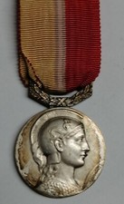 Médaille travail syndicat d'occasion  Magny-en-Vexin