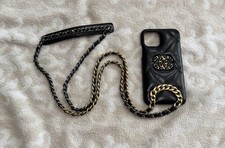 Capa telefone pele de cordeiro CHANEL iPhone 11 *leia a descrição* vendida como está envio no mesmo dia comprar usado  Enviando para Brazil