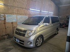Nissan elgrand 2008 for sale  READING