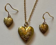 Vintage jewelry set for sale  New York
