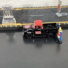 M2 Machines Auto-Drivers 1956 Ford F-100 Truck Marvel Mystery Oil LOOSE CLOSEOUT comprar usado  Enviando para Brazil