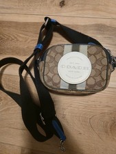 Usado, Bolsa para câmera Coach Dempsey em jacquard assinatura com listras e logotipo de assinatura comprar usado  Enviando para Brazil