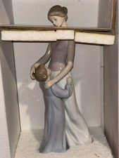 Lladro porcelain statue for sale  Pittsburgh
