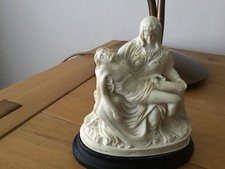 Religious pieta figurine. for sale Religious pieta figurine. for sale  WISHAW