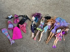 Dolls bundle clothes for sale  NEWARK