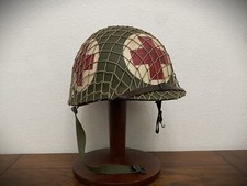 CAPACETE MÉDICO DE COMBATE M1 PAINEL EXÉRCITO DOS EUA SEGUNDA GUERRA MUNDIAL / DIA D / COMPLETO comprar usado  Enviando para Brazil