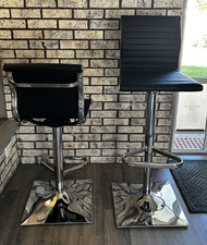 Set adjustable modern for sale  Muskegon